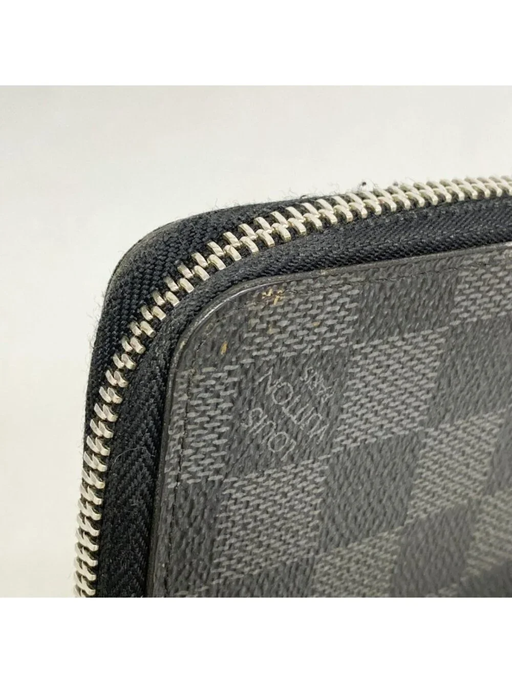 Louis Vuitton Wallet Damier Graphite Zippy Vertical Black